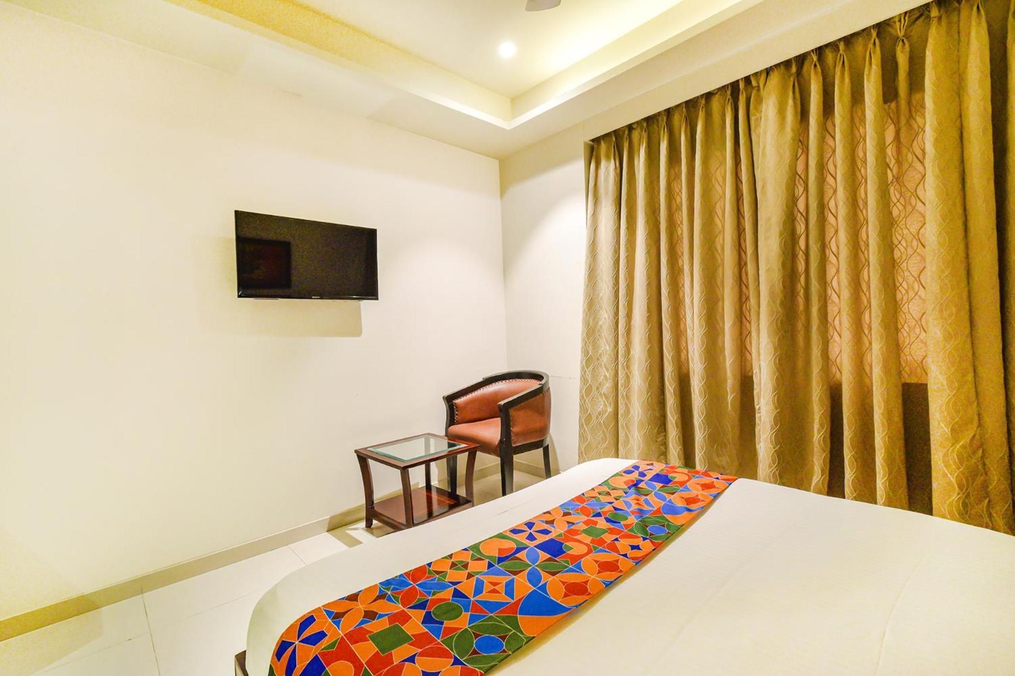 Fabhotel Prime Prowell Crown - Nr Tcs Deccan Park, Hitech City Haydarabad Dış mekan fotoğraf