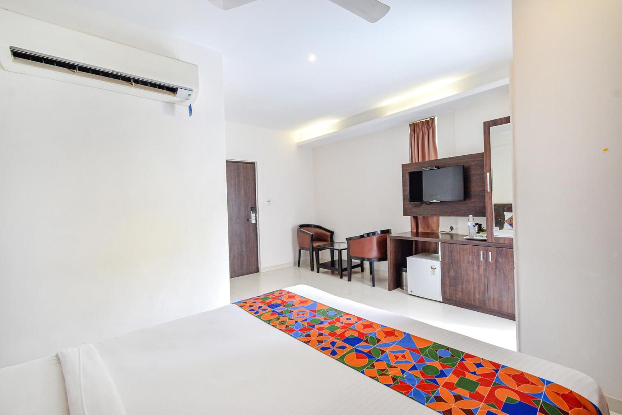 Fabhotel Prime Prowell Crown - Nr Tcs Deccan Park, Hitech City Haydarabad Dış mekan fotoğraf