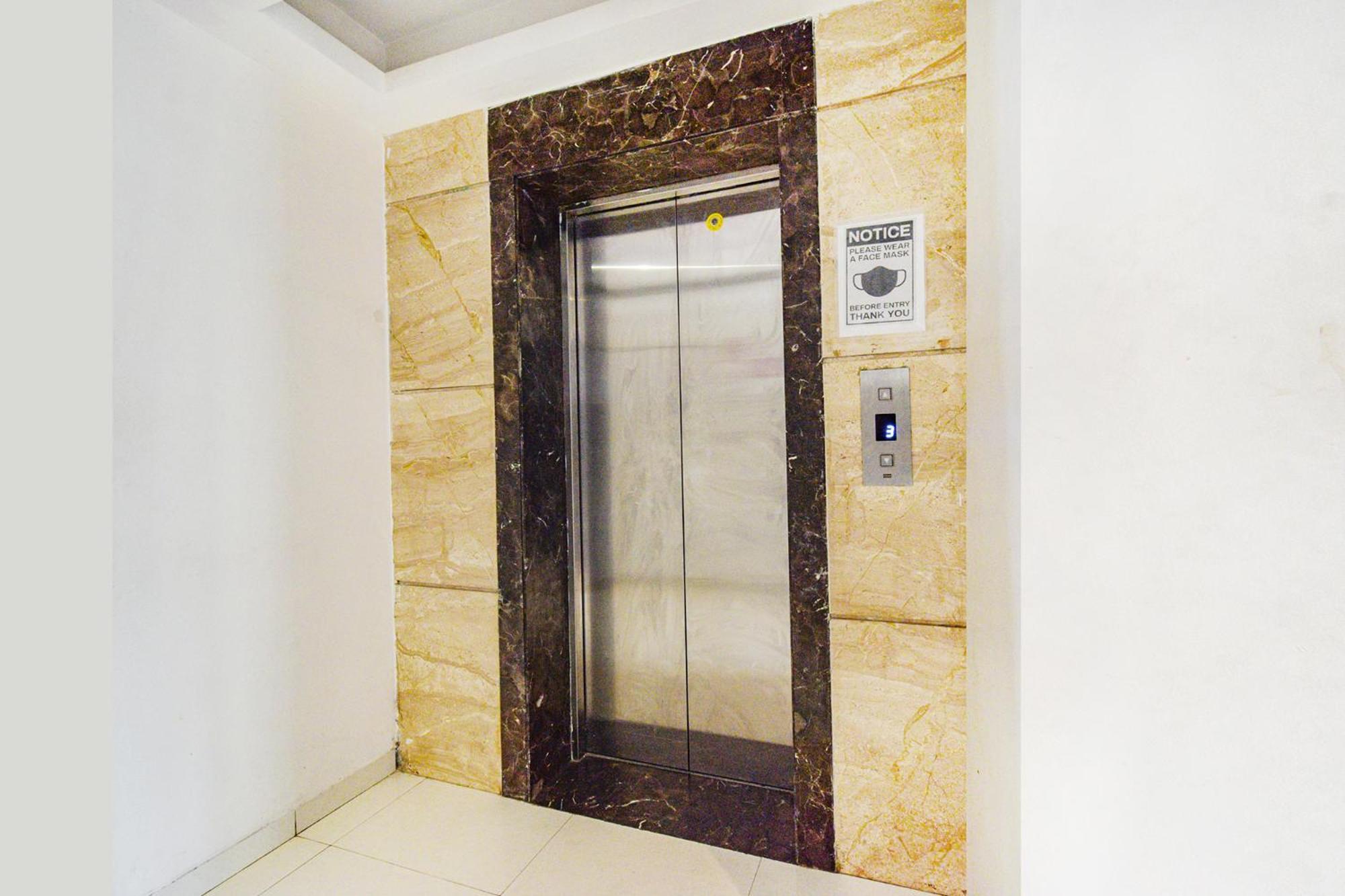 Fabhotel Prime Prowell Crown - Nr Tcs Deccan Park, Hitech City Haydarabad Dış mekan fotoğraf